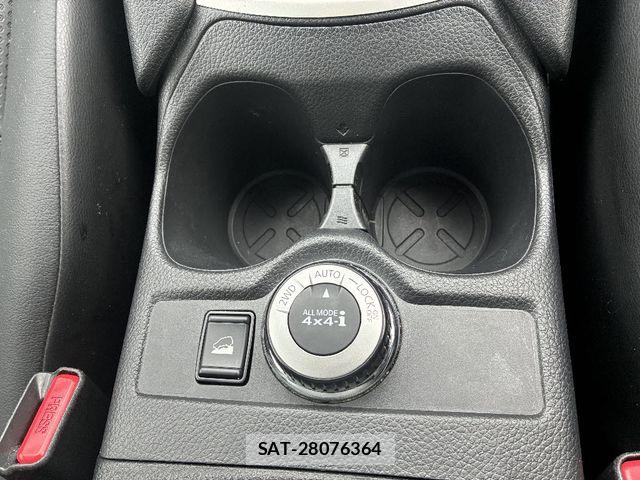 Nissan X-TRAIL 2018-07 6615871-12