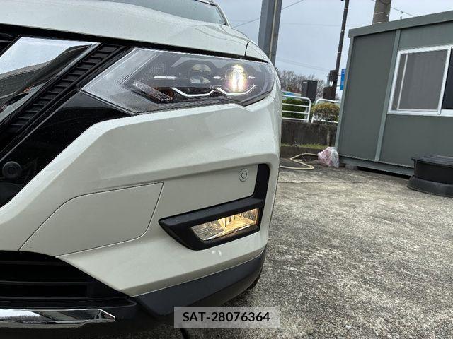 Nissan X-TRAIL 2018-07 6615871-21