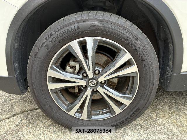 Nissan X-TRAIL 2018-07 6615871-23