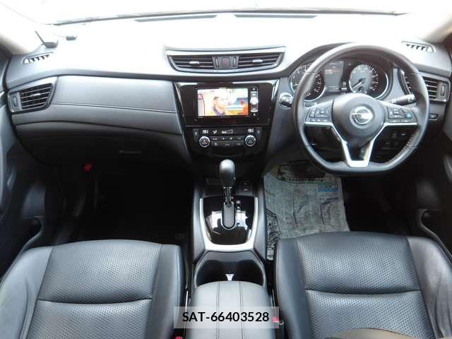Nissan X-TRAIL 2017-09 6615877-2