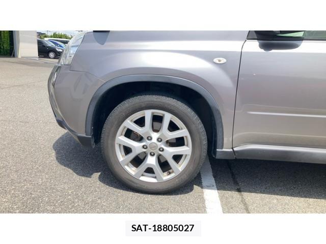 Nissan X-TRAIL 2013-09 6615869-14