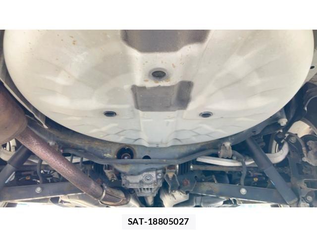 Nissan X-TRAIL 2013-09 6615869-17