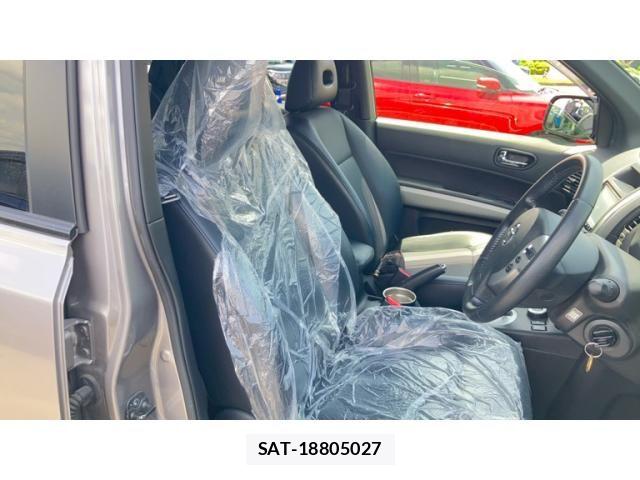 Nissan X-TRAIL 2013-09 6615869-22