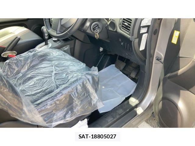 Nissan X-TRAIL 2013-09 6615869-23