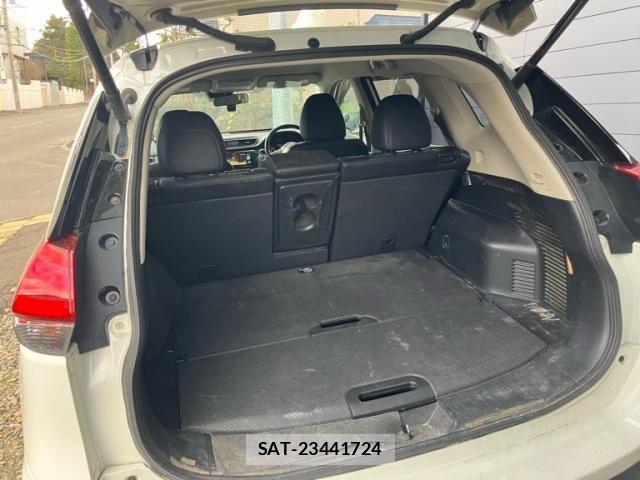 Nissan X-TRAIL 2019-09 6642944-11