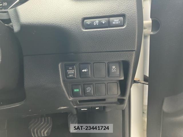 Nissan X-TRAIL 2019-09 6642944-25