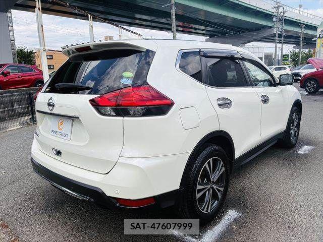 Nissan X-TRAIL 2018-02 6642936-16
