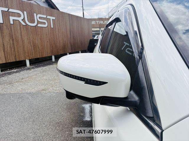 Nissan X-TRAIL 2018-02 6642936-23