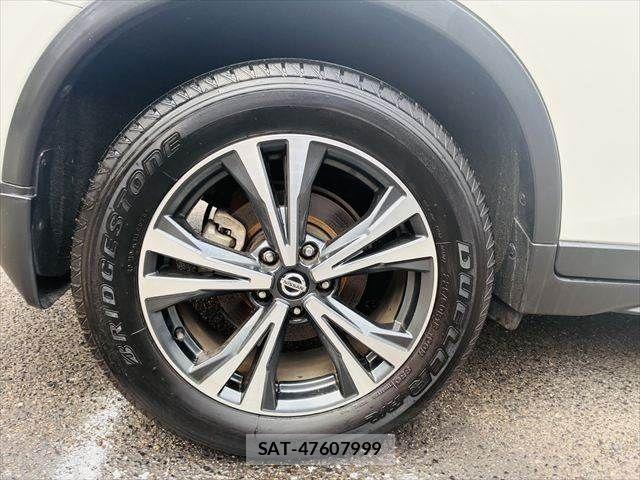 Nissan X-TRAIL 2018-02 6642936-24
