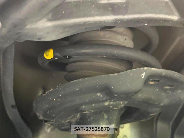 Nissan X-TRAIL 2016-09 6674257-19