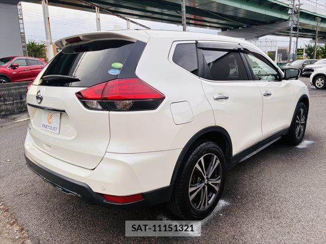 Nissan X-TRAIL 2018-04 6674253-17