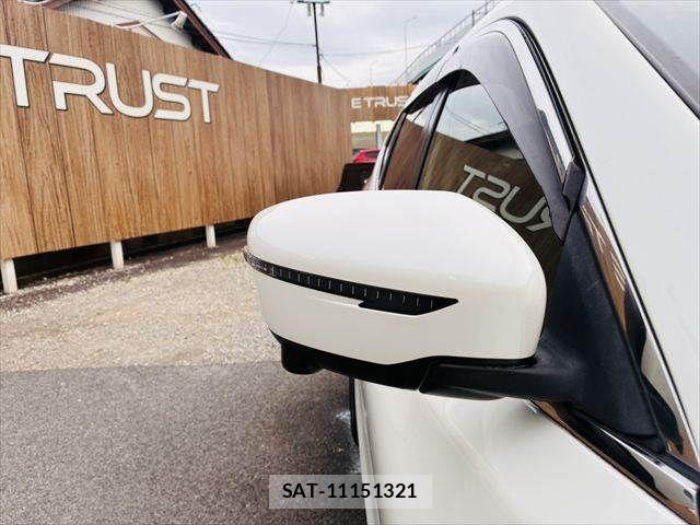 Nissan X-TRAIL 2018-04 6674253-26
