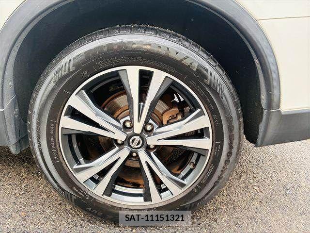 Nissan X-TRAIL 2018-04 6674253-28