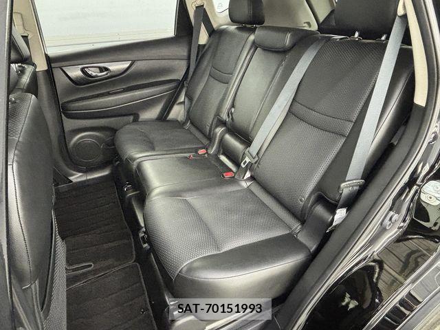 Nissan X-TRAIL 2017-08 6674252-10