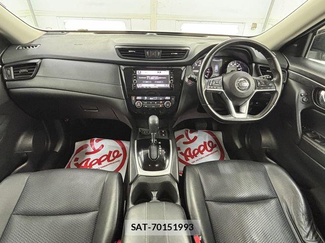 Nissan X-TRAIL 2017-08 6674252-11