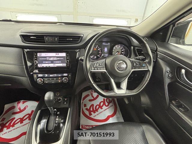 Nissan X-TRAIL 2017-08 6674252-12
