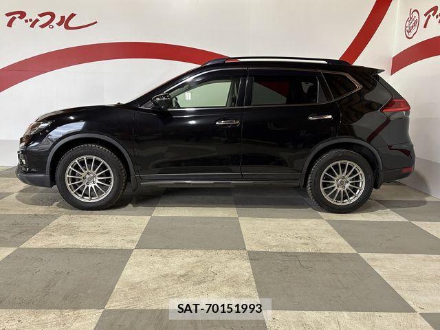 Nissan X-TRAIL 2017-08 6674252-1