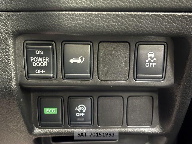 Nissan X-TRAIL 2017-08 6674252-21