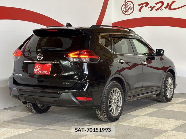 Nissan X-TRAIL 2017-08 6674252-22