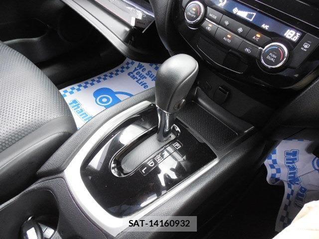 Nissan X-TRAIL 2018-09 6674258-23