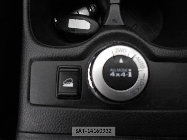 Nissan X-TRAIL 2018-09 6674258-24