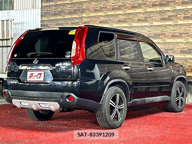 Nissan X-TRAIL 2011-10 6678890-2
