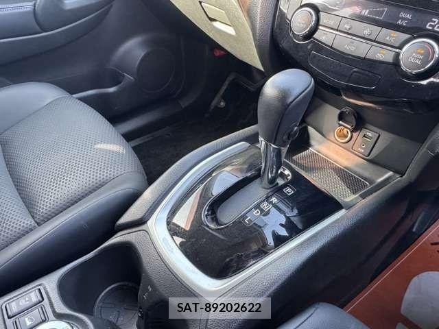 Nissan X-TRAIL 2014-01 6678883-21