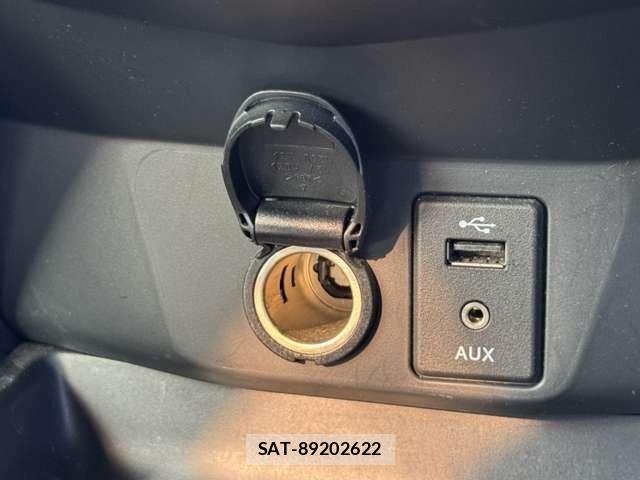 Nissan X-TRAIL 2014-01 6678883-24