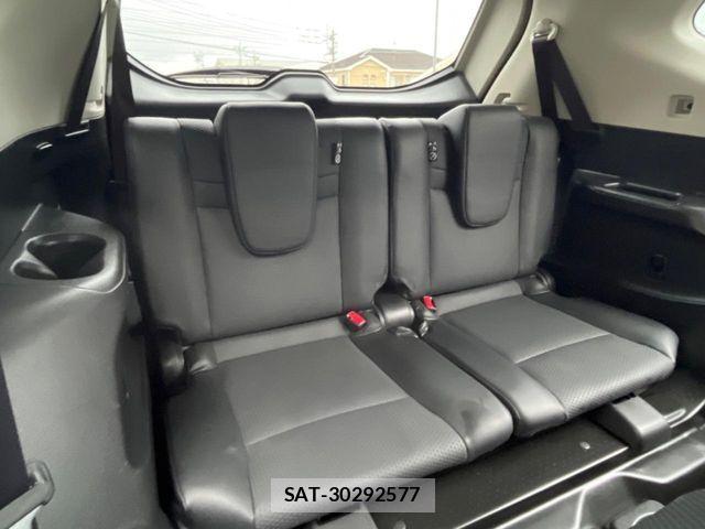 Nissan X-TRAIL 2016-07 6678886-9