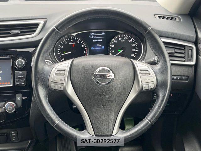 Nissan X-TRAIL 2016-07 6678886-11