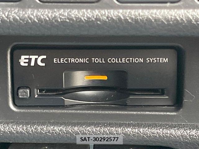 Nissan X-TRAIL 2016-07 6678886-3