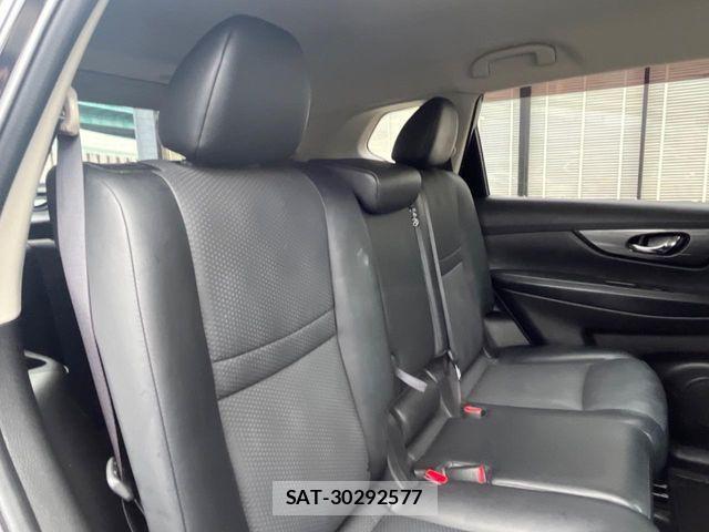 Nissan X-TRAIL 2016-07 6678886-8