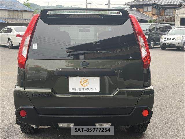 Nissan X-TRAIL 2012-01 6682980-19