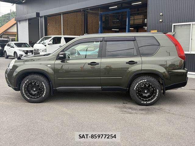 Nissan X-TRAIL 2012-01 6682980-21