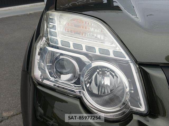 Nissan X-TRAIL 2012-01 6682980-22