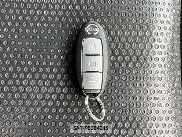 Nissan X-TRAIL 2016-03 6684087-5