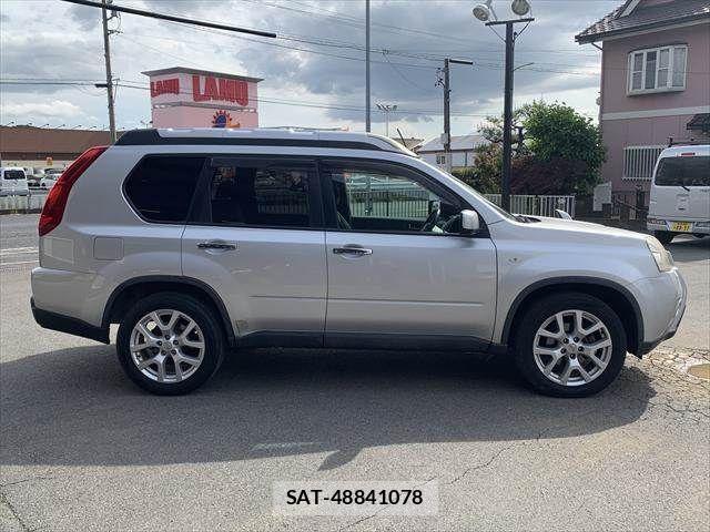 Nissan X-TRAIL 2011-02 6684089-15