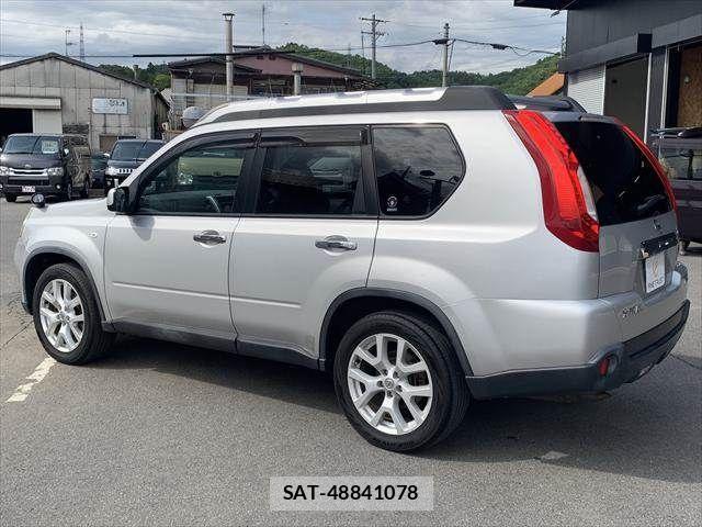 Nissan X-TRAIL 2011-02 6684089-18