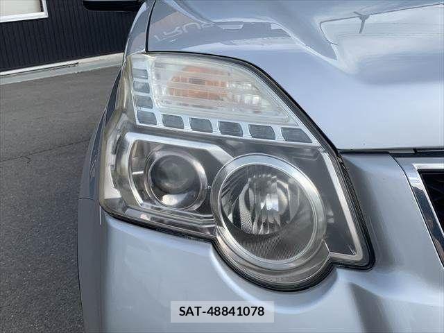 Nissan X-TRAIL 2011-02 6684089-21