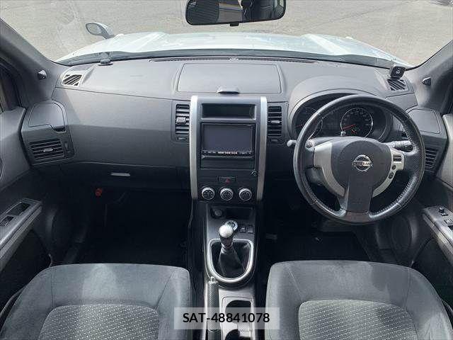 Nissan X-TRAIL 2011-02 6684089-2