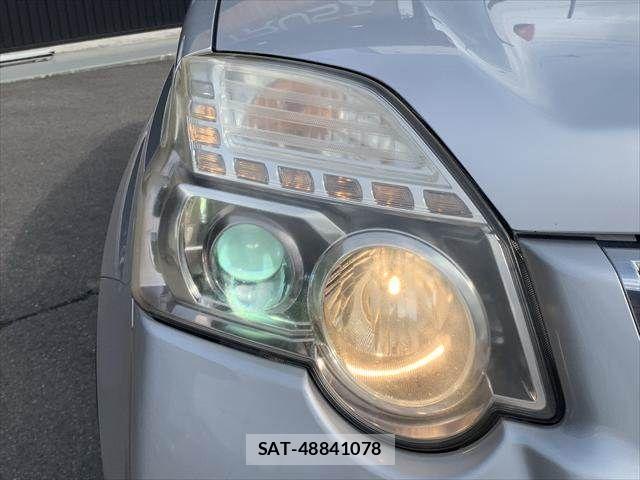 Nissan X-TRAIL 2011-02 6684089-29