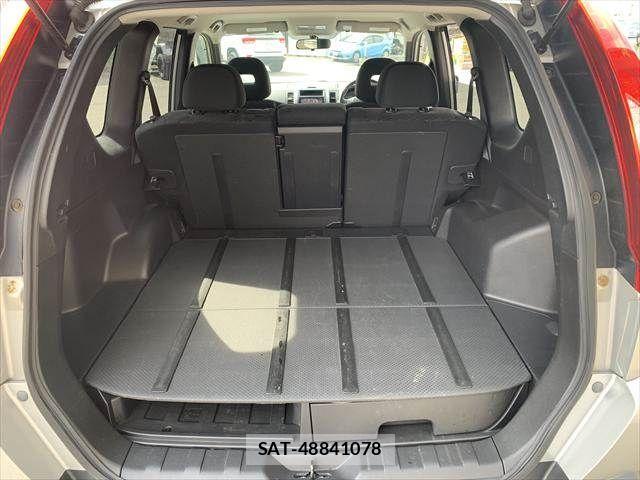 Nissan X-TRAIL 2011-02 6684089-8