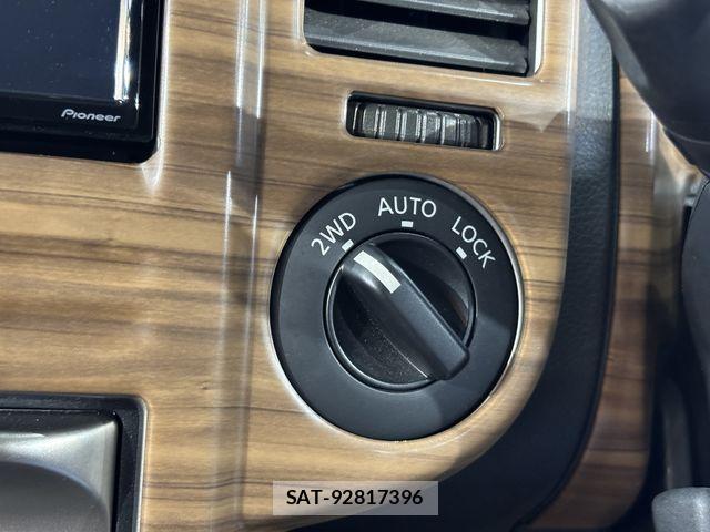 Nissan X-TRAIL 2007-01 6717826-17