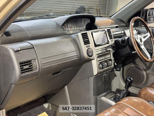 Nissan X-TRAIL 2006-11 6717829-11