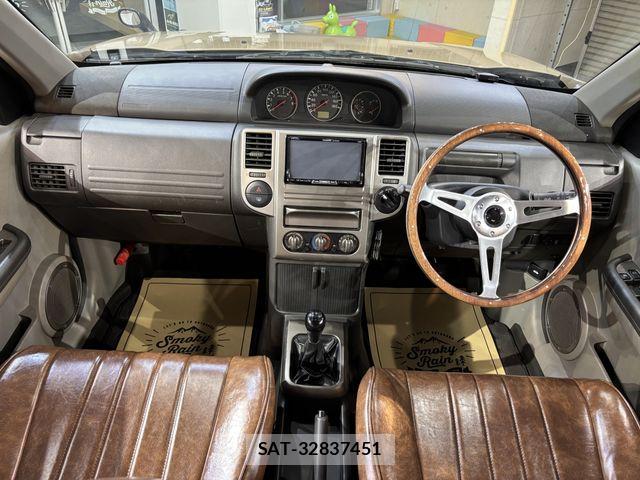 Nissan X-TRAIL 2006-11 6717829-17