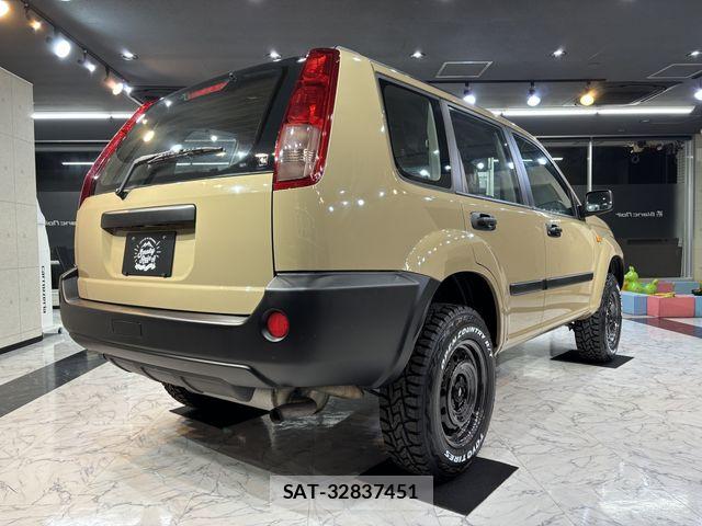 Nissan X-TRAIL 2006-11 6717829-2