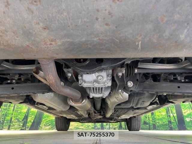Nissan X-TRAIL 2015-03 6754019-18