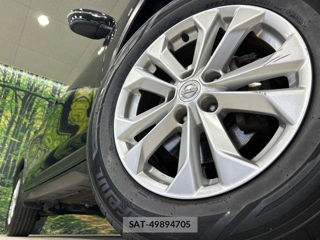 Nissan X-TRAIL 2015-10 6754009-12