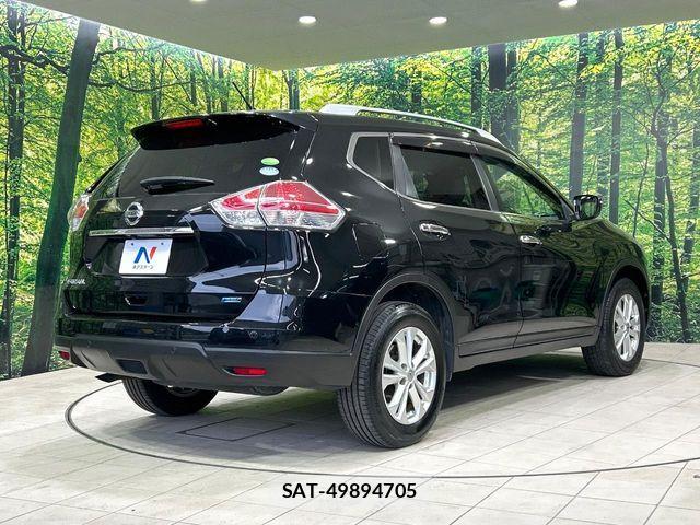 Nissan X-TRAIL 2015-10 6754009-16