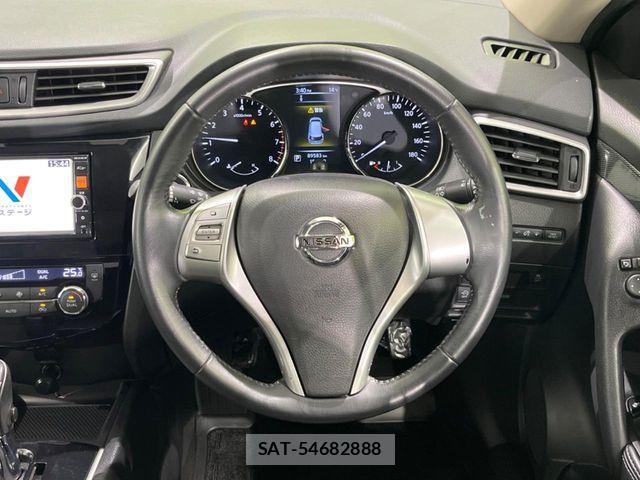 Nissan X-TRAIL 2015-02 6754018-11